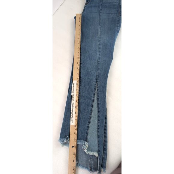 William Rast Crop Flare Jeans Womens 27 Blue Frayed Hem Stretchy Festival Boho - Picture 12 of 12